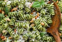 Kale Pesto Pasta with Homemade Pesto Sauce
