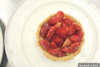 Day 4: Strawberry Tarts with Fruit Medley