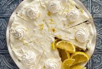 Creamy No-Bake Lemon Icebox Pie Recipe