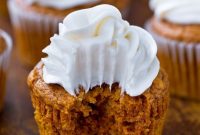 Spiced Pumpkin Cupcakes with Cream Cheese Frosting