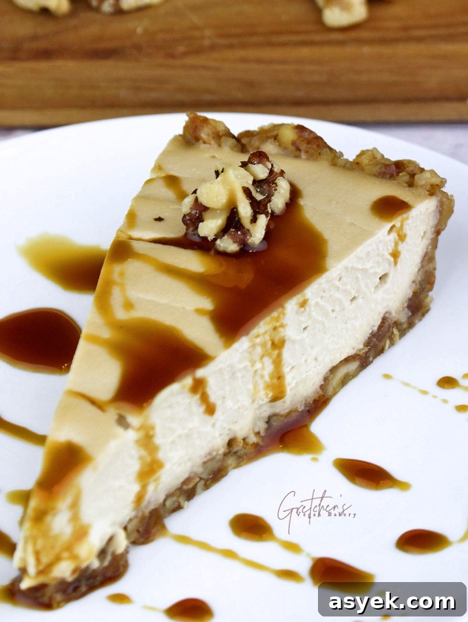 Vegan Maple Cream Tart Recipe with Silky Filling and Crunchy Crust 3 Raw Vegan Maple Cream Tart