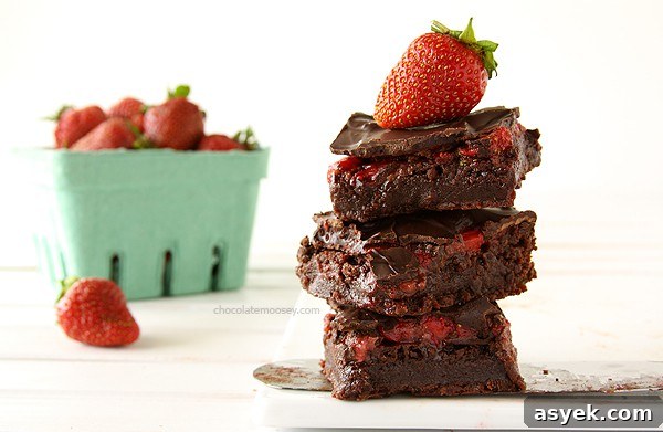 Rocky Road Fudge Cookie Bars Recipe 12 img 13200 11
