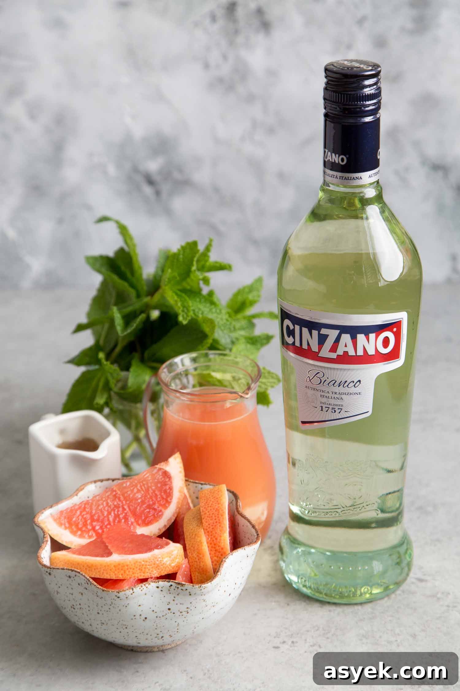 honey, fresh mint, grapefruit juice