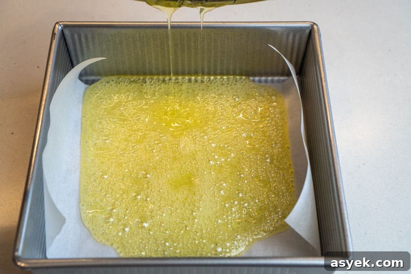 Pouring the syrup into a pan