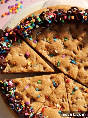 chocolate chip cookie cake