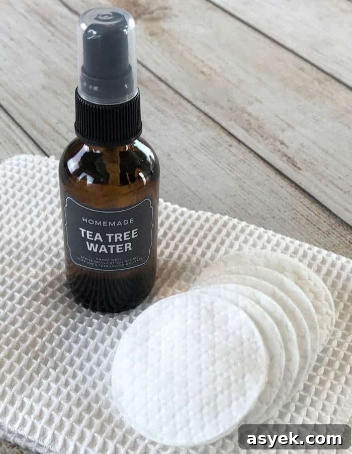 Essential oil toner for acne controls excess oil, shrinks appearance of pores, soothes skin, and reduces redness. {pimples, zits, whiteheads, blackheads, inflamed skin} #essentialoils #essentialoilrecipes #DIYfacetoner #DIYbeauty #essentialoiltoner #easyDIY #essentialoilsforskin #essentialoilsforacne