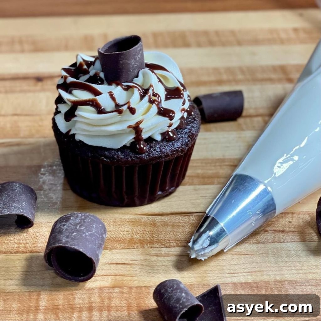 Chocolate Tuxedo Cupcakes