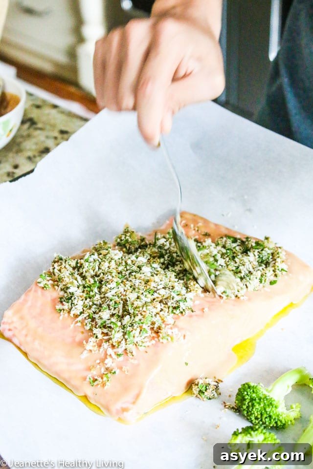 Fennel Crusted Baked Salmon and Broccoli - this easy, fast, delicious and healthy one-pan dinner recipe cooks in just 20 minutes