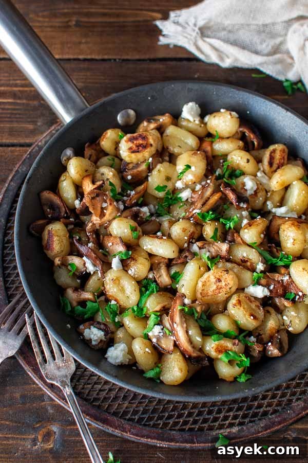 Over 25 Mushroom Recipes: Soups, Pastas, Mains 26 Potato Gnocchi with Mushrooms and Feta | 25+ mushroom recipes