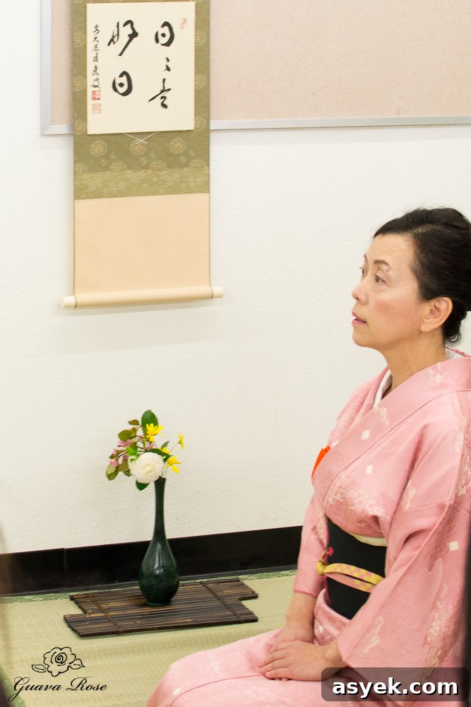 The hanging scroll and the flower container