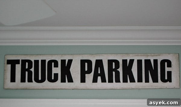 DIY Vintage Signs