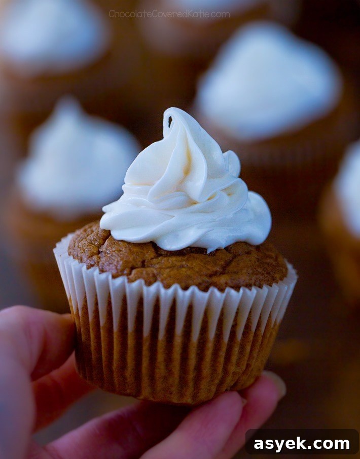 Pumpkin Cupcakes With Cream Cheese Frosting