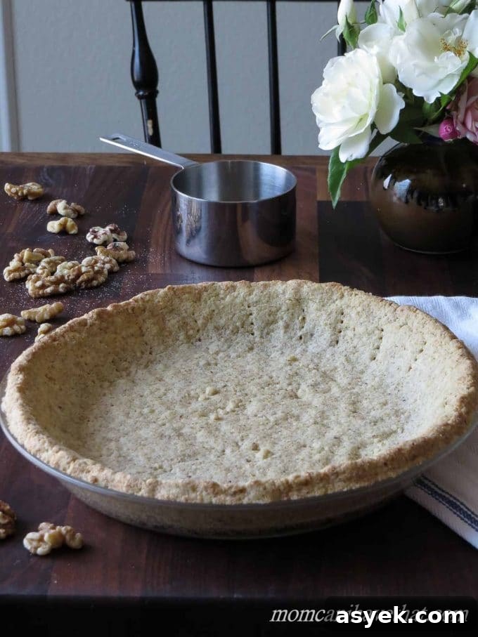 Flaky Homemade Low-Carb Walnut Pie Crust Recipe 3 This Low Carb Walnut Pie Crust is great for no-bake chocolate, cheesecake and pumpkin pies. It's super easy to make. | low carb, gluten-free, casein-free, lactose-free, paleo, keto | momcanihavethat