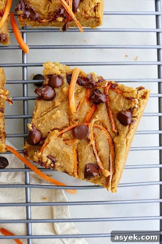 27 Better-for-You Cookie Swap Recipes: Cookies, Brownies & Bars 8 27 Healthier Cookie Swap Cookies, Brownies & Bars via Lizshealthytable.com #cookieswap