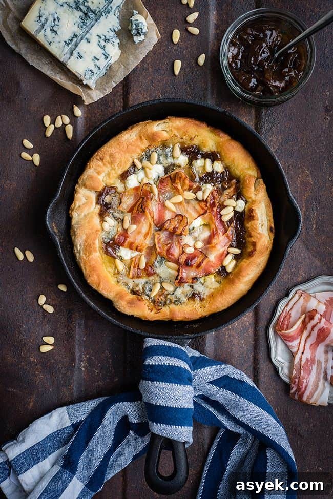 Blue cheese and pancetta skillet pizza with onion chutney Blue cheese and pancetta skillet pizza with onion chutney