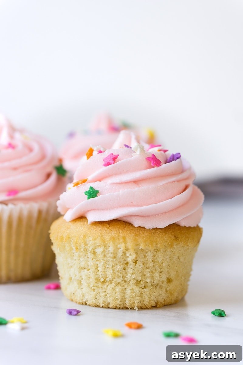 The BEST Vanilla Cupcakes