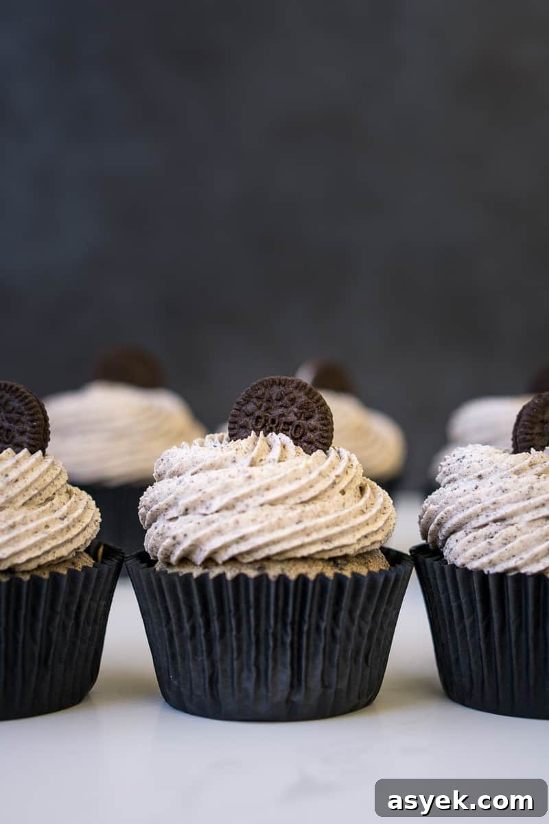 Cookies & Cream Cupcakes (Vegan)