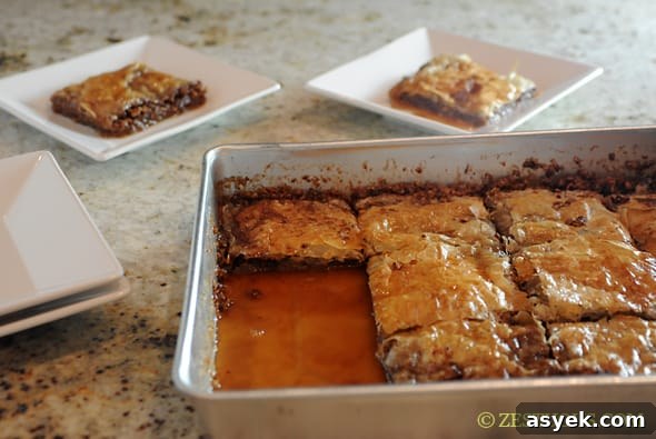 baklava sliced