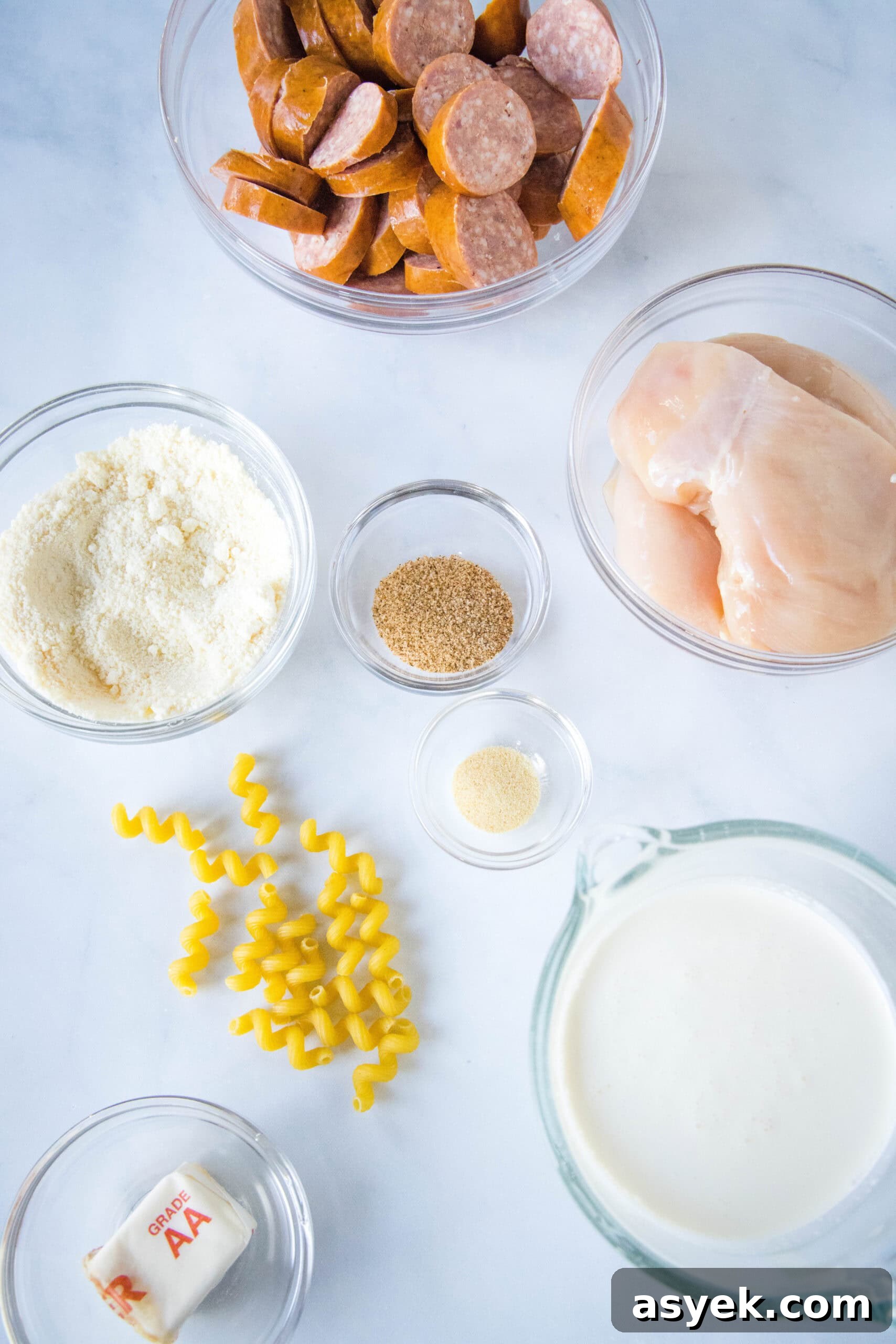 Cajun chicken pasta ingredients.