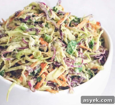 Creamy low-carb coleslaw